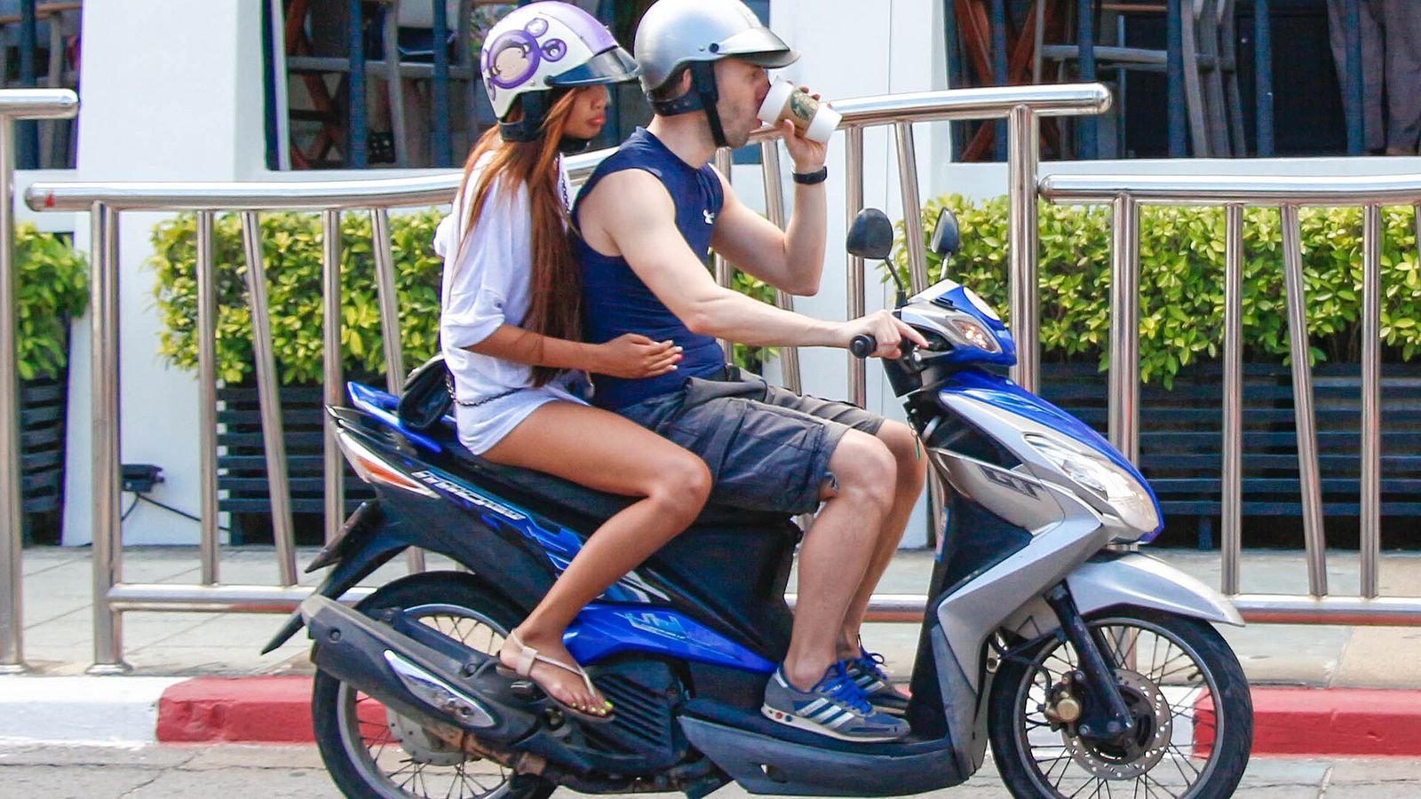 Scooter huren op Phuket: rijbewijs, verzekering en veiligheid